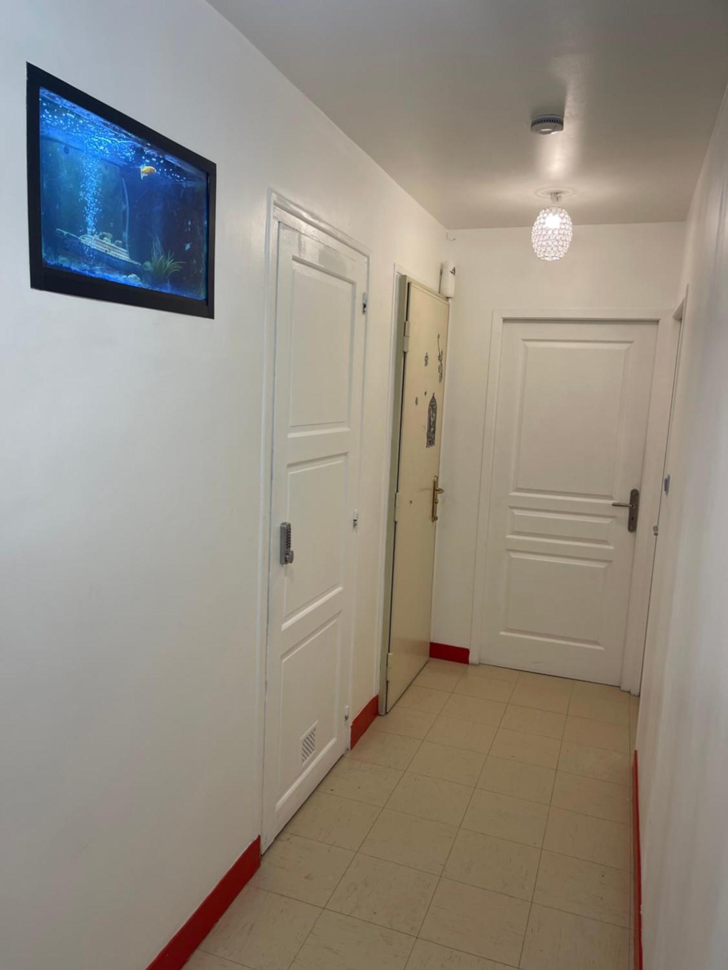 Appartement 3 Pieces En Face La Gare De เครยล์ ภายนอก รูปภาพ